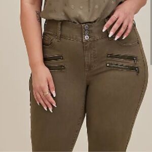 Torrid Green Skinny Jeans with Soft Texture 24 plus women’s 3x
